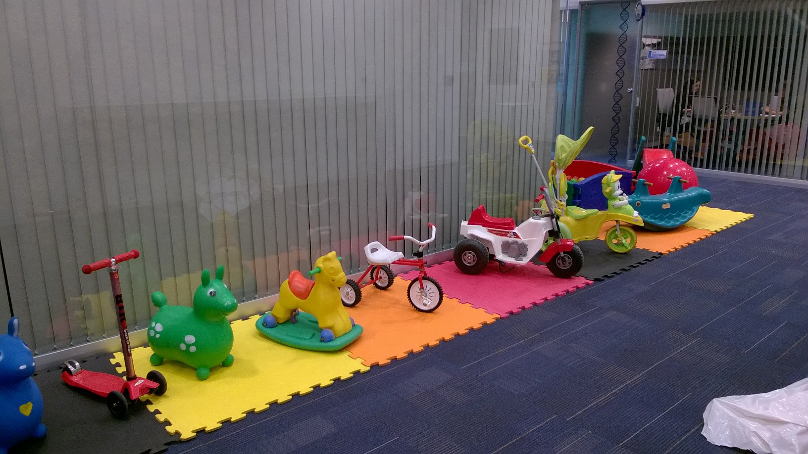 Juevos para Evento festejo Navidad BMS