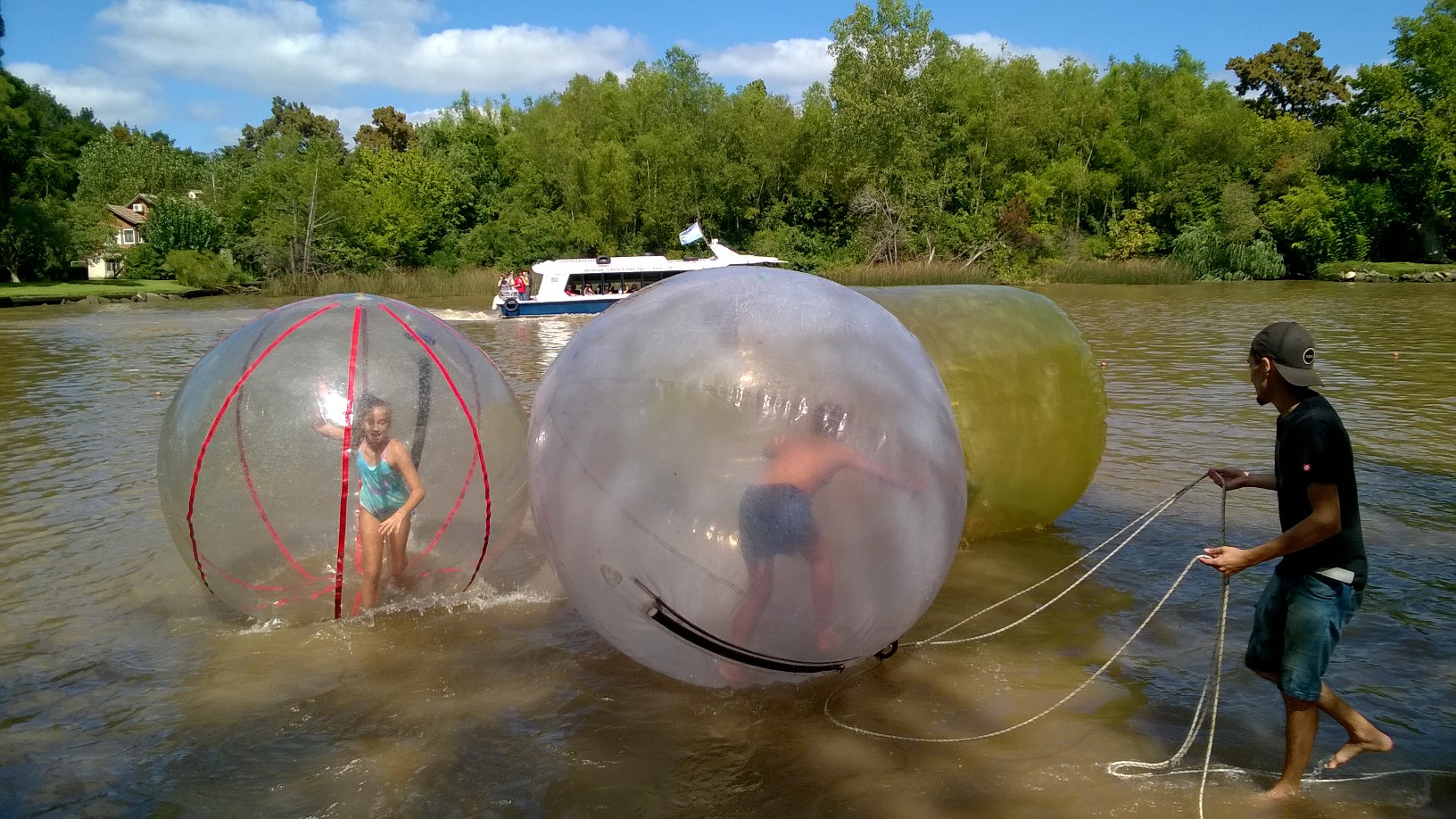 Juegos en evento campamento aeronavegantes