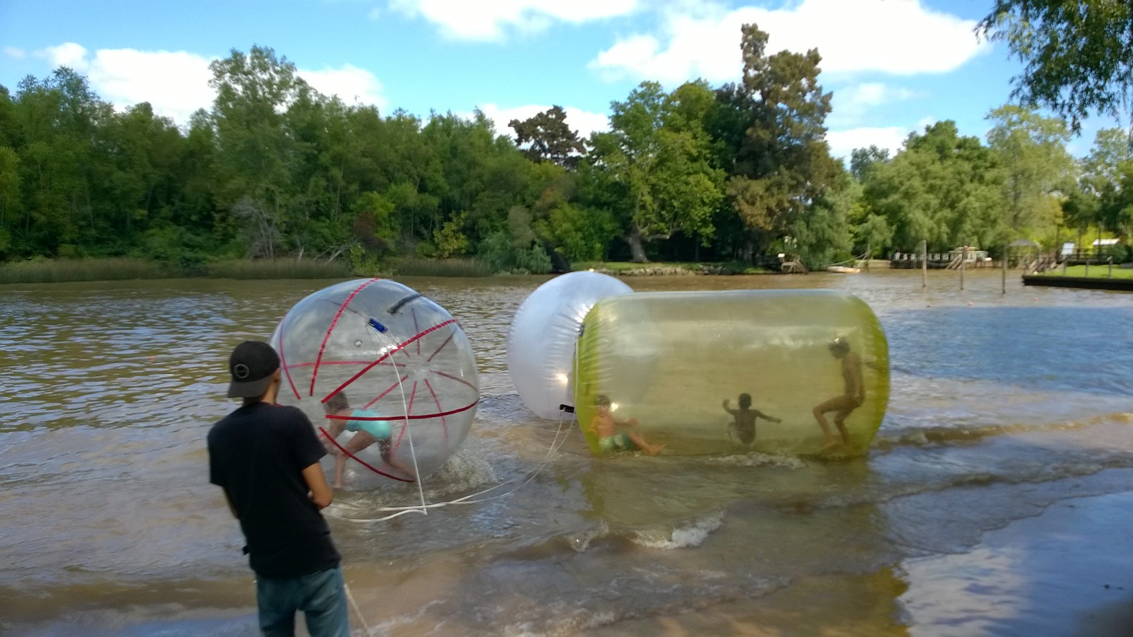 Juegos en evento campamento aeronavegantes